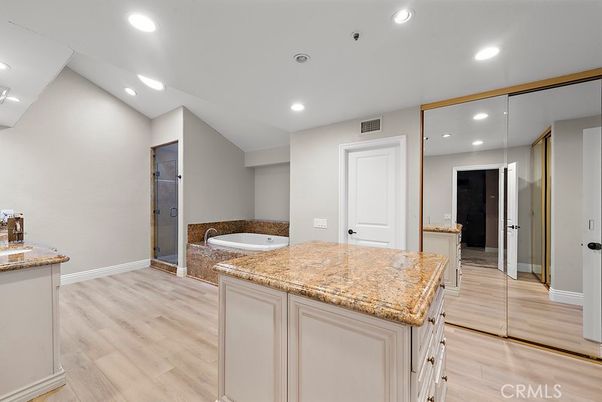 Bathroom, Interior, Recessed Lighting, Wood Texture Flooring
