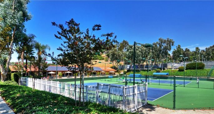 Exterior, Tennis Courts