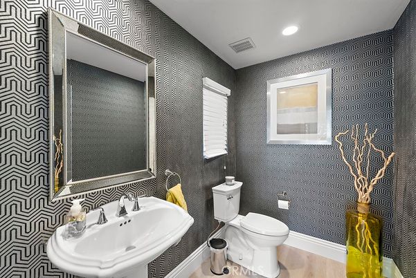 Bathroom, Interior, Recessed Lighting, Wood Texture Flooring