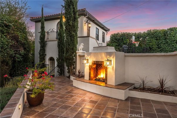 Exterior, Fireplace