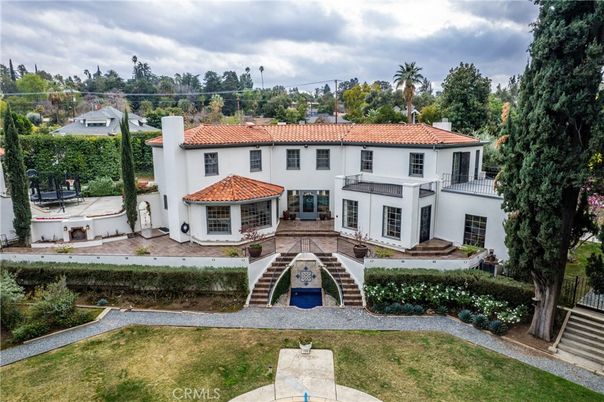 Backyard, Exterior, Facade, Spanish Mediterranean