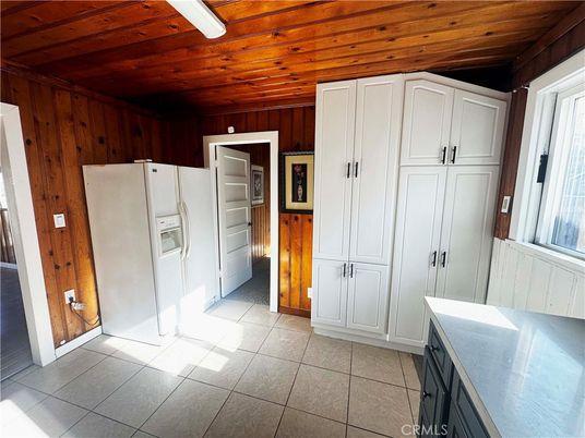 Interior, Kitchen, Wooden Ceilings, Wooden Walls