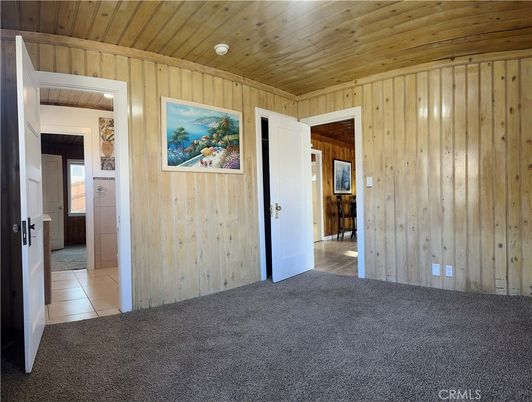 Empty room, Interior, Wooden Ceilings, Wooden Walls