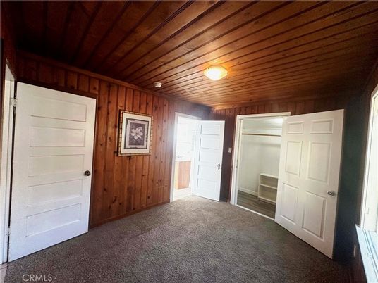 Empty room, Interior, Wooden Ceilings, Wooden Walls