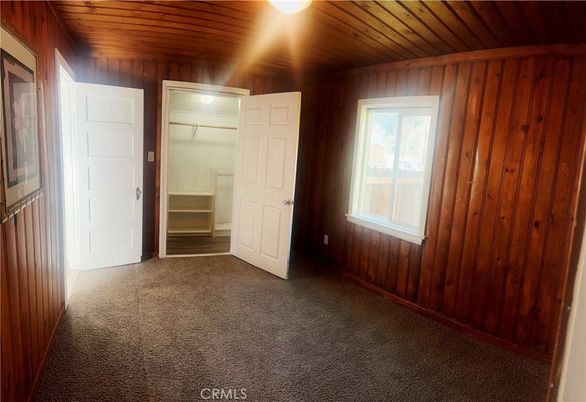 Empty room, Interior, Wooden Ceilings, Wooden Walls