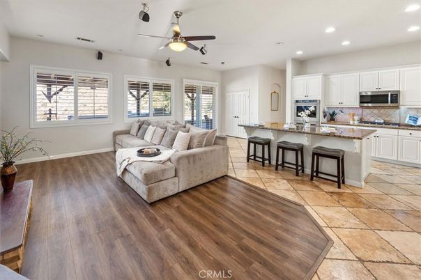 Interior, Kitchen, Living room, Recessed Lighting, Wood Texture Flooring