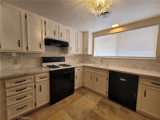 Chandelier, Interior, Kitchen, Marble Walls