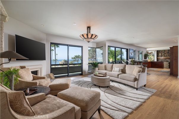 Fireplace, Interior, Living room, Pendant Lights, Recessed Lighting, Wood Texture Flooring