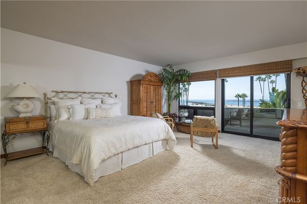 Bedroom, Interior, Water