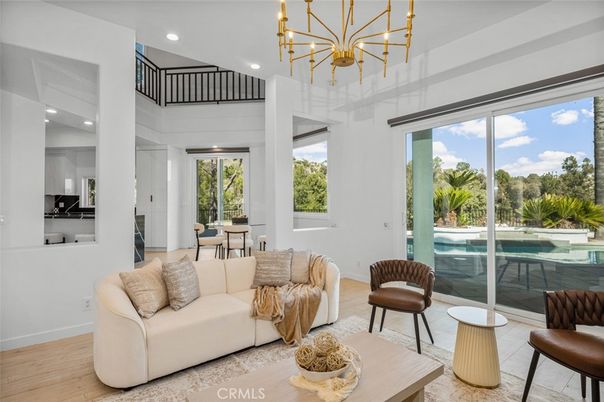 Chandelier, Dining room, Interior, Living room, Recessed Lighting, Wood Texture Flooring