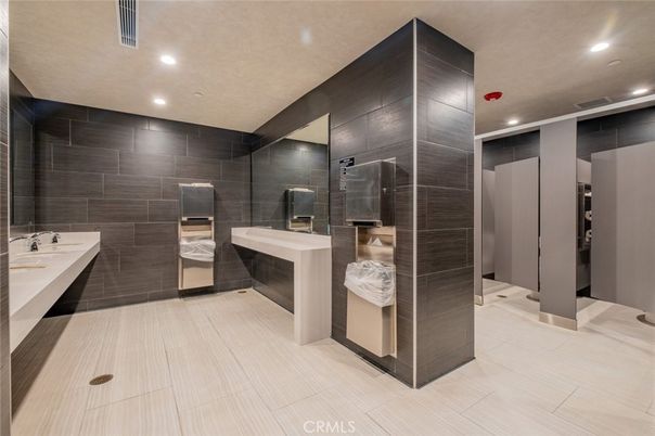 Bathroom, Dual Sink Vanities, Elevator, Interior, Recessed Lighting