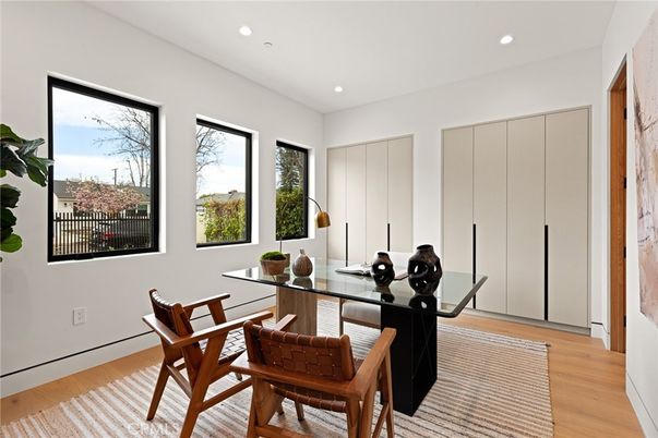 Home Office, Interior, Recessed Lighting, Wood Texture Flooring