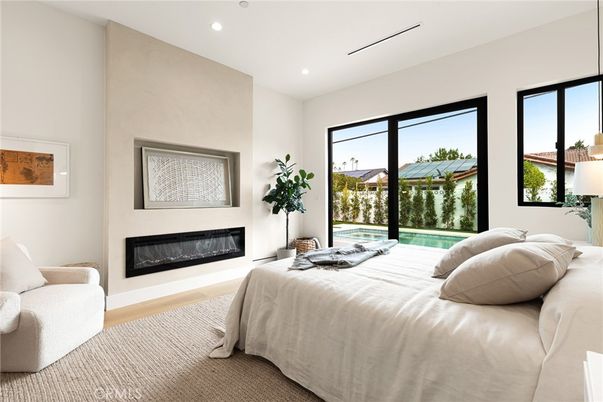 Bedroom, Fireplace, Interior, Recessed Lighting