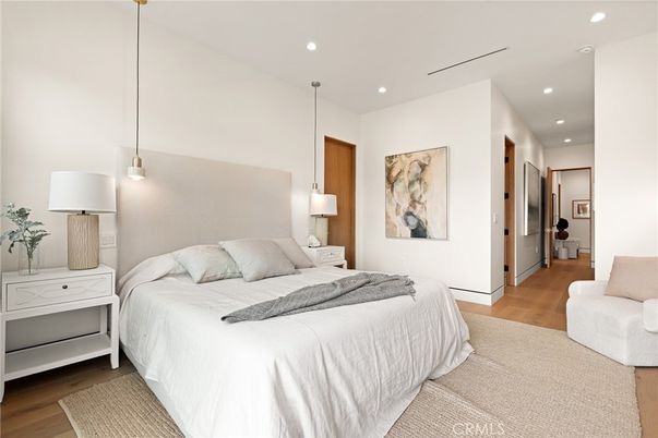 Bedroom, Interior, Pendant Lights, Recessed Lighting, Wood Texture Flooring