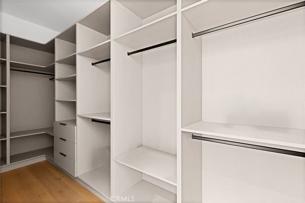 Interior, Walk-in Closets, Wood Texture Flooring