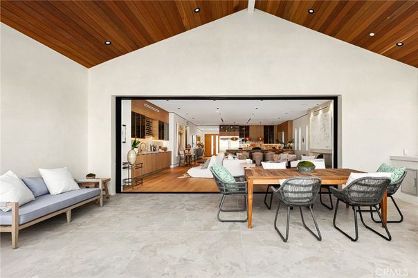 Dining room, Interior, Kitchen, Pendant Lights, Recessed Lighting, Wooden Ceilings, Wood Texture Flooring