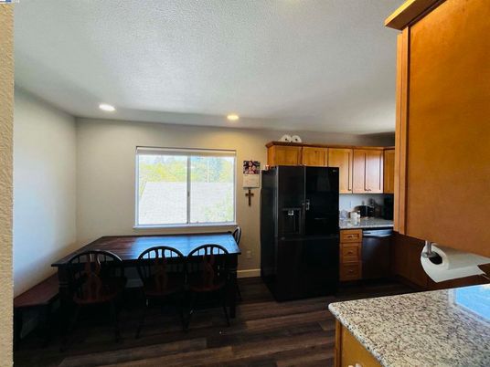 Dining room, Interior, Kitchen, Recessed Lighting, Wood Texture Flooring