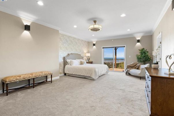 Bedroom, Interior, Recessed Lighting, Water
