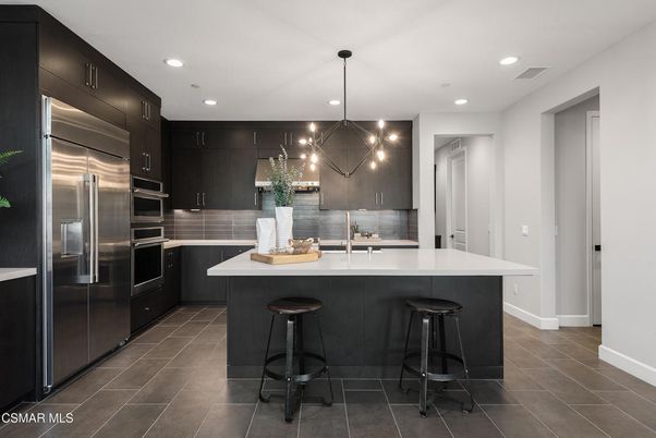 Interior, Kitchen, Pendant Lights, Recessed Lighting, Stainless Steel Appliances