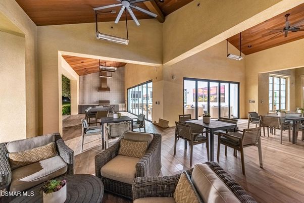 Dining room, Interior, Living room, Pendant Lights, Wooden Beams, Wooden Ceilings, Wood Texture Flooring