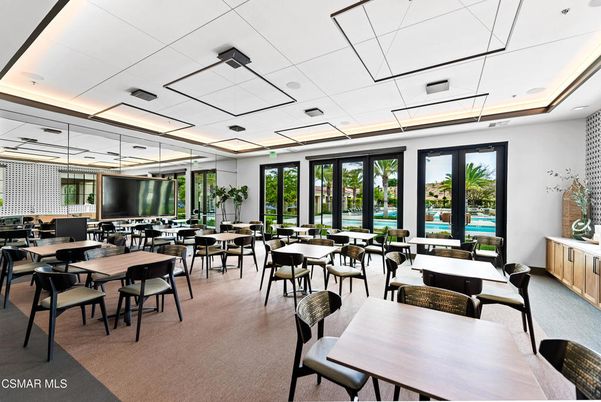 Dining room, Interior, Pendant Lights, Recessed Lighting