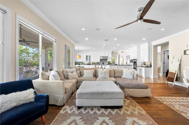 Interior, Kitchen, Living room, Pendant Lights, Recessed Lighting, Stainless Steel Appliances, Wood Texture Flooring