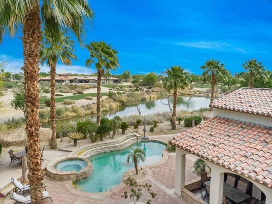 Exterior, Pool, Water