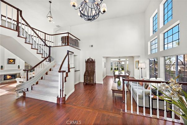 Chandelier, Fireplace, Interior, Pendant Lights, Wood Texture Flooring