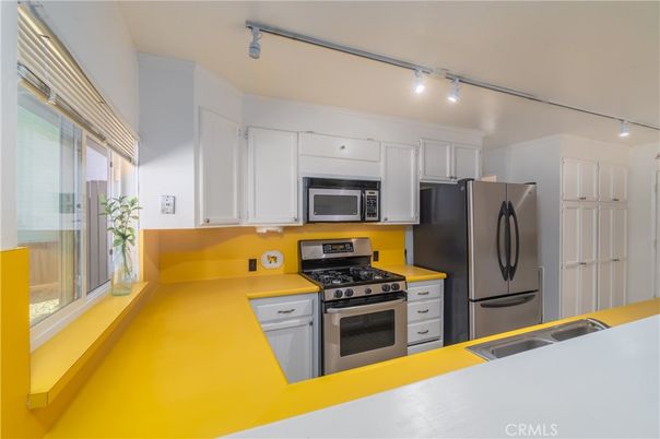 Interior, Kitchen, Stainless Steel Appliances