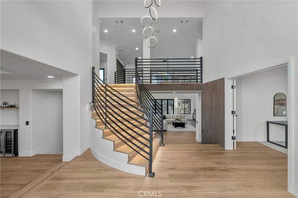 Interior, Pendant Lights, Recessed Lighting, Wood Texture Flooring