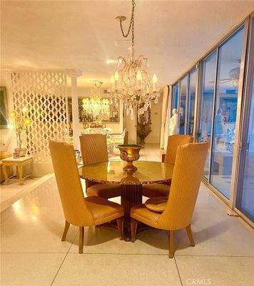 Chandelier, Dining room, Interior