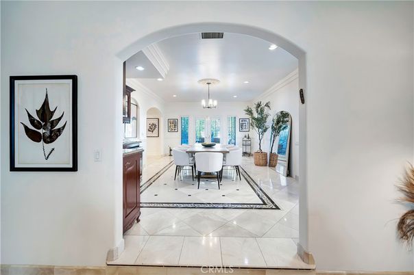 Chandelier, Dining room, Interior, Recessed Lighting