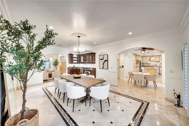 Chandelier, Dining room, Interior, Kitchen, Pendant Lights, Recessed Lighting
