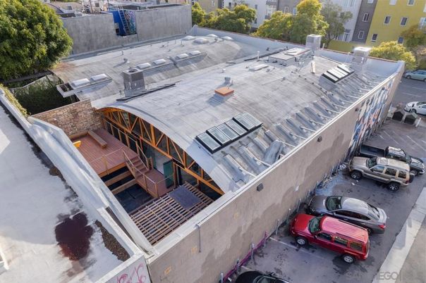Exterior, Drone