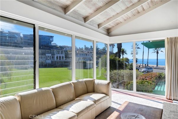 Interior, Living room, Sun Room, Water, Wooden Ceilings
