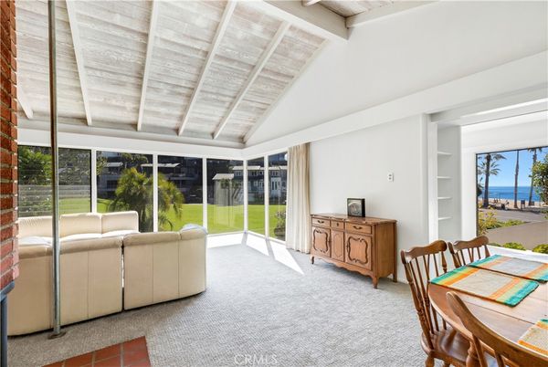 Interior, Sun Room, Water