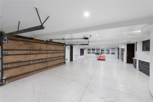 Garage, Interior, Recessed Lighting