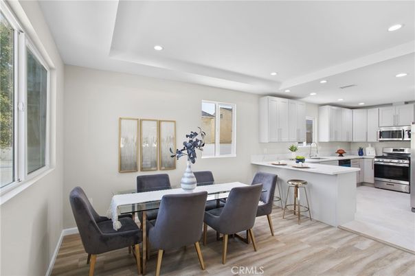 Dining room, Interior, Kitchen, Recessed Lighting, Stainless Steel Appliances, Wood Texture Flooring