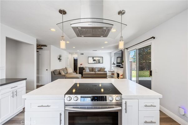 Interior, Kitchen, Living room, Pendant Lights, Recessed Lighting, Stainless Steel Appliances, Wood Texture Flooring