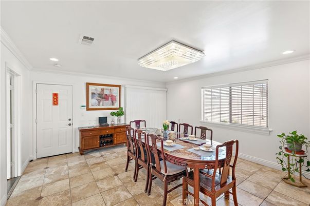 Dining room, Interior, Recessed Lighting