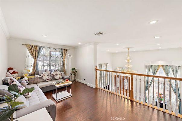 Chandelier, Interior, Living room, Recessed Lighting, Wood Texture Flooring