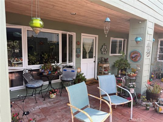 Exterior, Pendant Lights