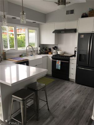 Interior, Kitchen, Pendant Lights, Wood Texture Flooring