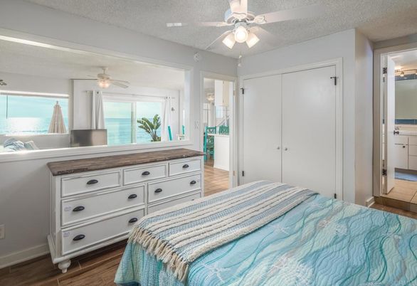 Bedroom, Interior, Water, Wood Texture Flooring
