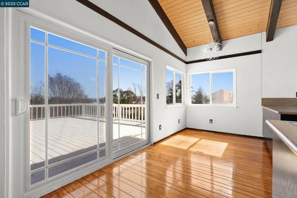 Empty room, Interior, Wooden Beams, Wooden Ceilings, Wood Texture Flooring