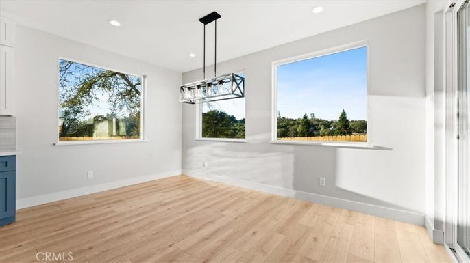 Empty room, Interior, Pendant Lights, Recessed Lighting, Wood Texture Flooring