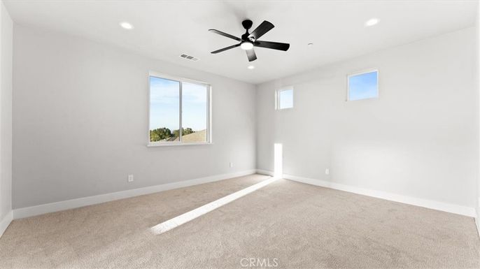Empty room, Interior, Recessed Lighting