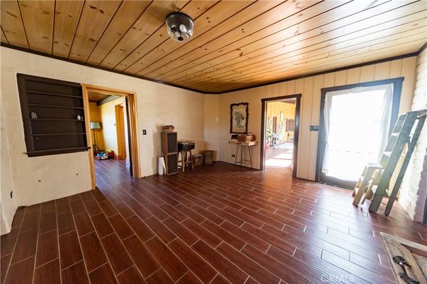 Empty room, Interior, Wooden Ceilings, Wood Texture Flooring