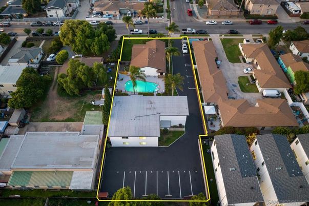 Exterior, Drone