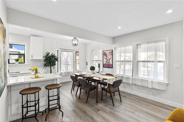 Dining room, Interior, Kitchen, Recessed Lighting, Wood Texture Flooring